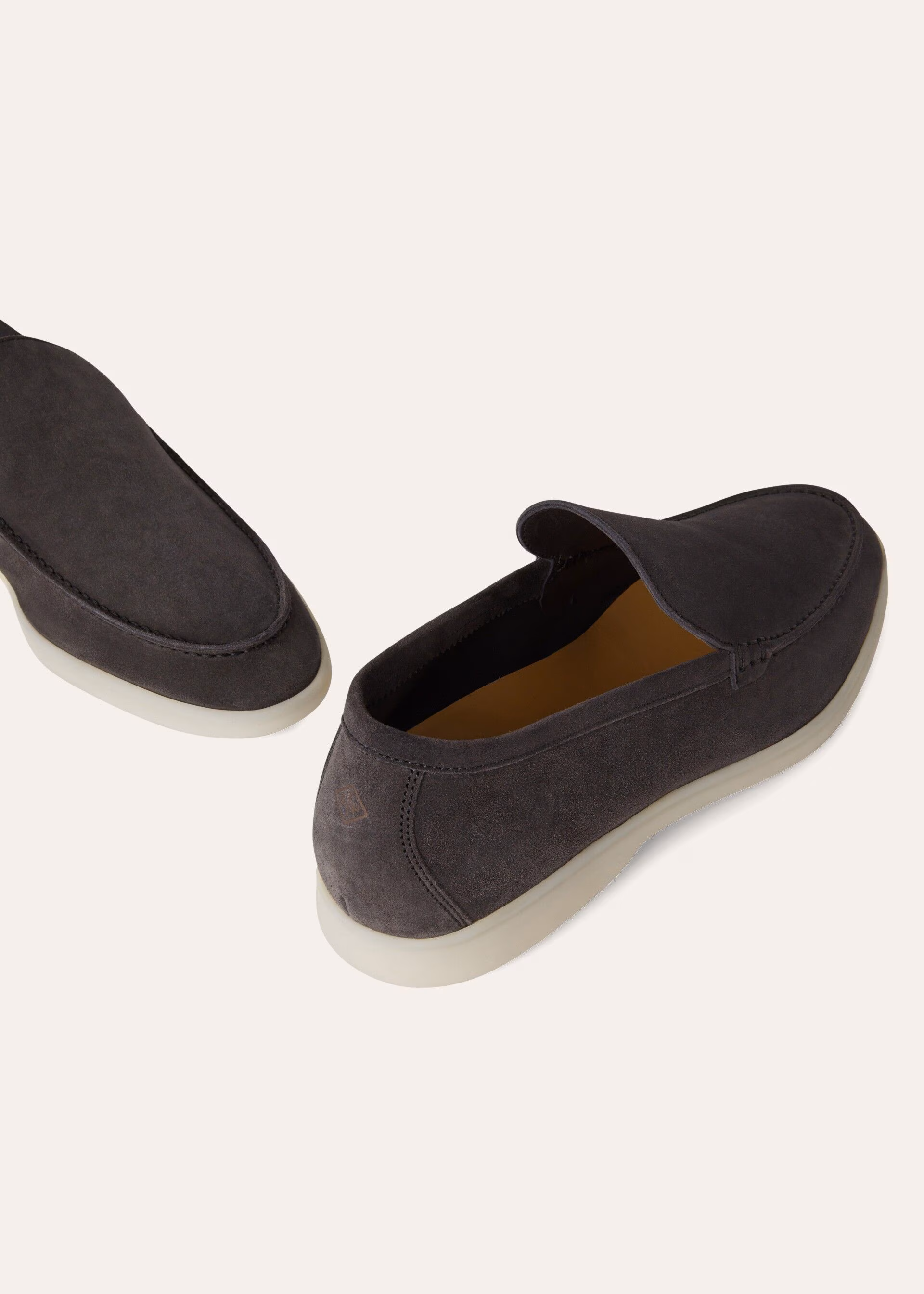 Summer Walk Loafer Сaviar